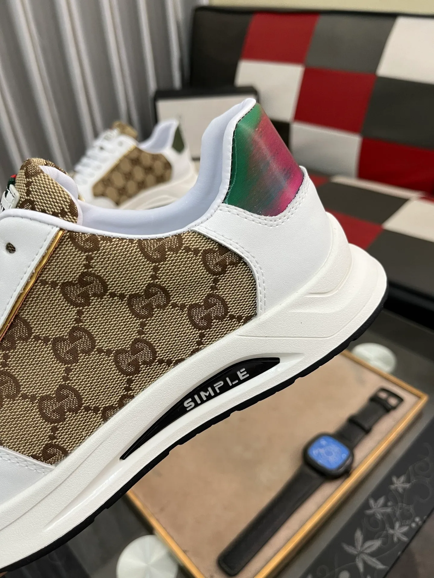 Men's shoes 💰420⌚️⌚️[GUCCI] The latest trendy men's casual shoes, the fabric is made of embossed cowhide imported from Italy, comfortable sheepskin lining + feet, the original outsole is wear-resistant and non-slip, high-level version, exquisite workmanship. Code number: 38-442️⃣Colors available
